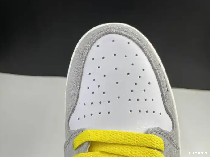 High 1 Air CW6576-100 Light Smoke Jordan Switch 0616